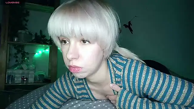 Snapshot of cruellagoth666 chatting on 01/10/25, 02:55 cruellagoth666 online show from 01/10/25, 02:55