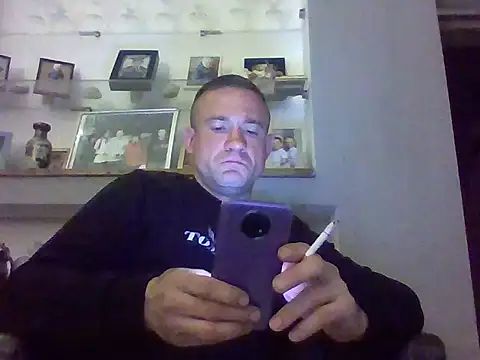 aroj95 online show from 05/02/26, 01:33