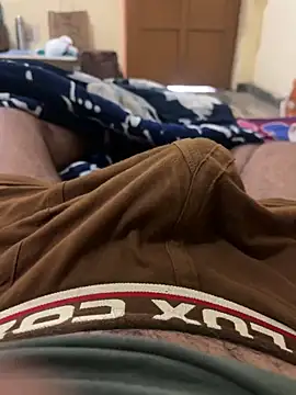 Bareilly Boy1 online show from 02/09/25, 04:57