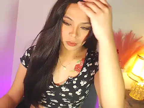 Snapshot of MajesticKitana chatting on 11/05/25, 04:37 MajesticKitana online show from 11/05/25, 04:37