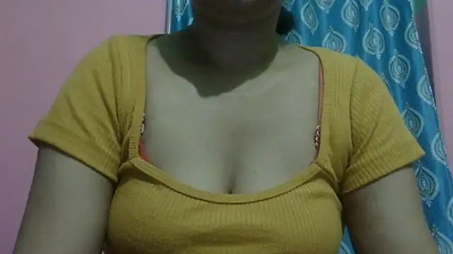 Snapshot of AVNI09- chatting on 06/10/26, 11:22 AVNI09- online show from 06/10/26, 11:22
