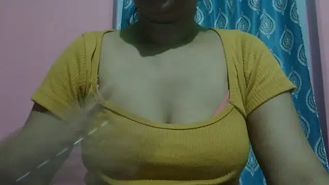 Snapshot of AVNI09- chatting on 06/19/26, 12:55 AVNI09- online show from 06/19/26, 12:55