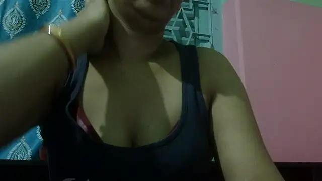 Snapshot of AVNI09- chatting on 07/11/26, 10:37 AVNI09- online show from 07/11/26, 10:37