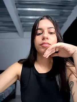 IvySanders1 online show from 12/01/25, 12:55