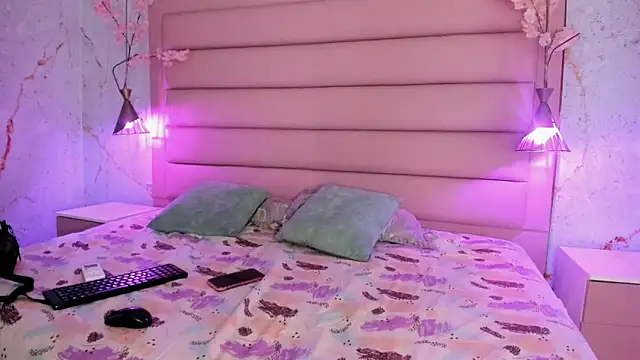 IvySanders1 online show from 10/29/25, 12:59