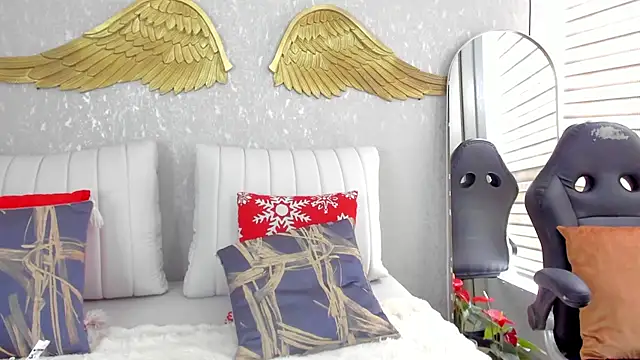 EmmaFerrary online show from 03/10/26, 06:01