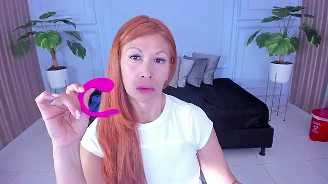 cintiagreyx online show from 03/06/26, 11:27