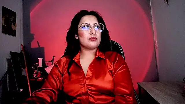 Snapshot of Scarlett_Sen chatting on 11/17/25, 01:37 Scarlett Sen online show from 11/17/25, 01:37