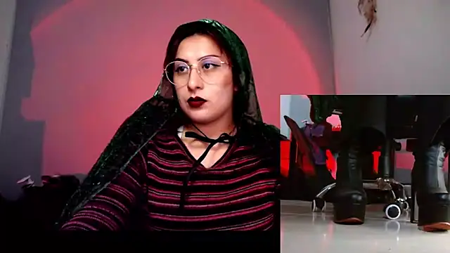 Snapshot of Scarlett_Sen chatting on 10/29/25, 03:00 Scarlett Sen online show from 10/29/25, 03:00