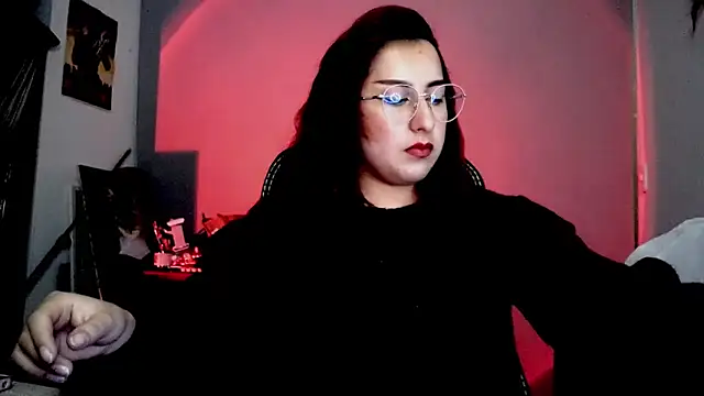 Snapshot of Scarlett_Sen chatting on 11/24/25, 02:50 Scarlett Sen online show from 11/24/25, 02:50