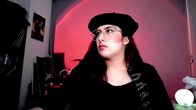 Snapshot of Scarlett_Sen chatting on 11/27/25, 01:33 Scarlett Sen online show from 11/27/25, 01:33