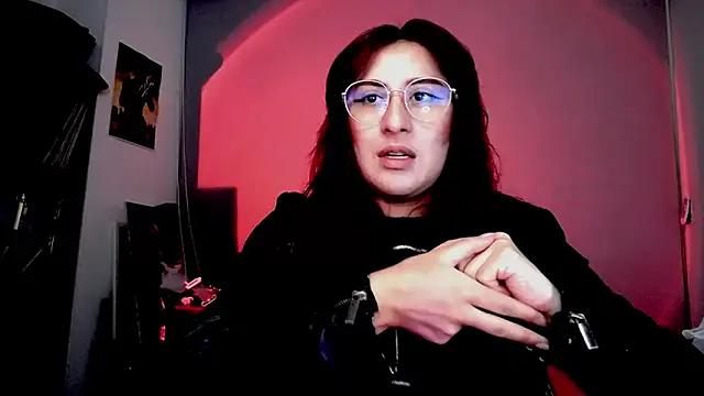 Snapshot of Scarlett_Sen chatting on 11/26/25, 02:28 Scarlett Sen online show from 11/26/25, 02:28