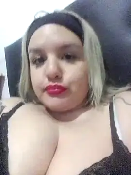 Snapshot of shaynarg chatting on 10/03/25, 10:33 shaynarg online show from 10/03/25, 10:33