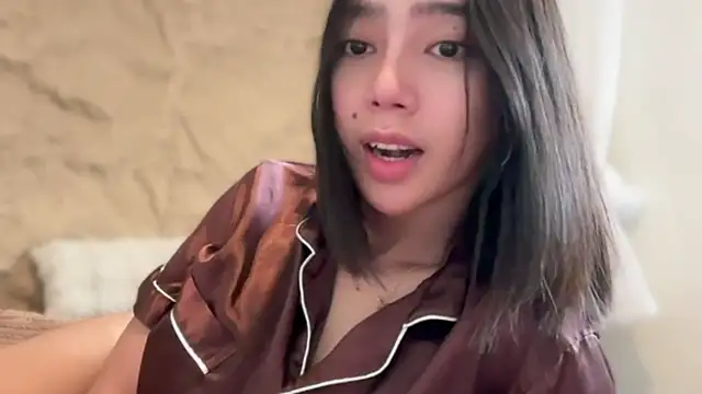 GenesisCastillano online show from 03/05/26, 02:30