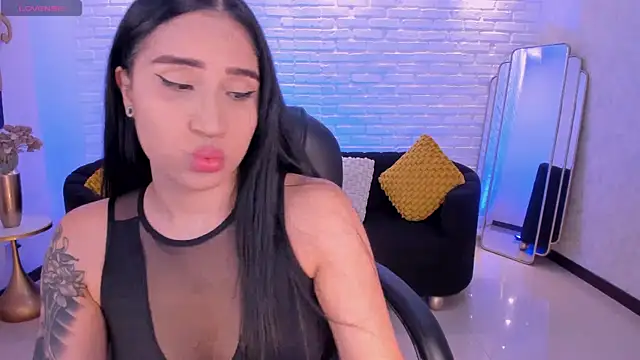 NickyLawson online show from 11/01/25, 05:14