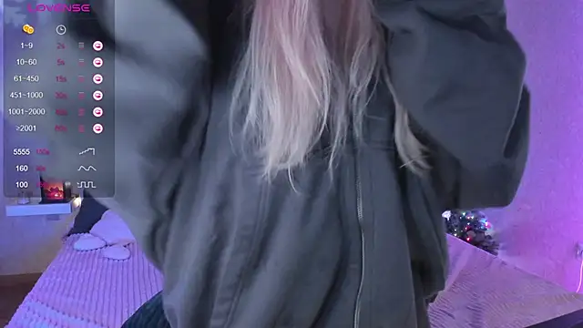 Misty Shadow online show from 12/26/24, 01:40