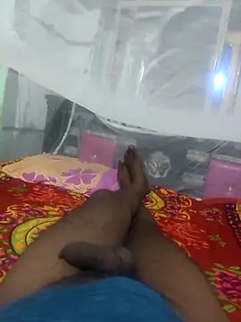 Snapshot of khilkhiladi chatting on 03/05/26, 07:21 khilkhiladi online show from 03/05/26, 07:21