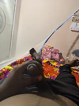 Snapshot of khilkhiladi chatting on 03/13/25, 07:06 khilkhiladi online show from 03/13/25, 07:06