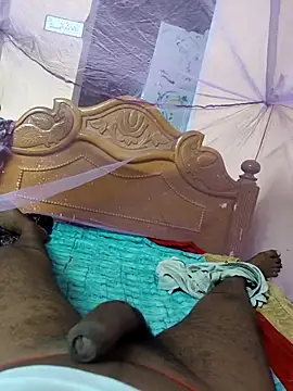 Snapshot of khilkhiladi chatting on 04/13/26, 08:02 khilkhiladi online show from 04/13/26, 08:02