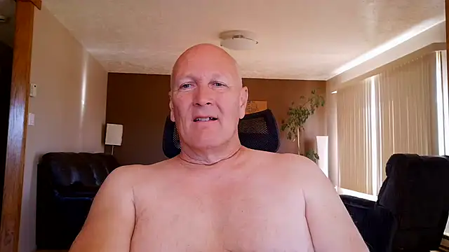 Snapshot of BasicAnt chatting on 07/12/26, 02:29 BasicAnt online show from 07/12/26, 02:29