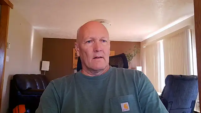 Snapshot of BasicAnt chatting on 06/28/26, 02:34 BasicAnt online show from 06/28/26, 02:34