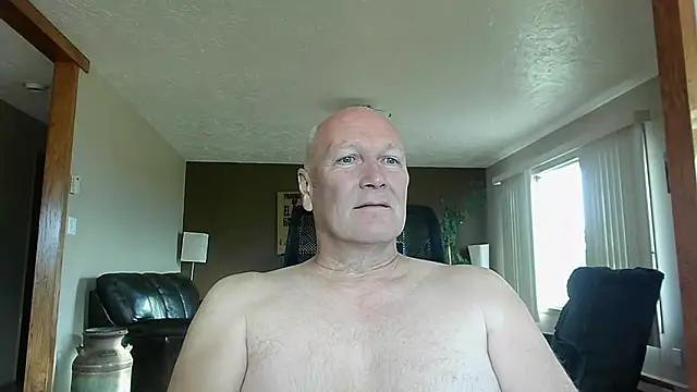 BasicAnt online show from 10/26/25, 03:01