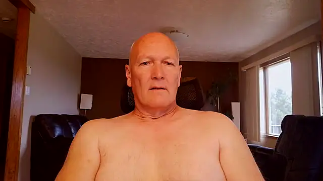 Snapshot of BasicAnt chatting on 07/07/26, 02:42 BasicAnt online show from 07/07/26, 02:42