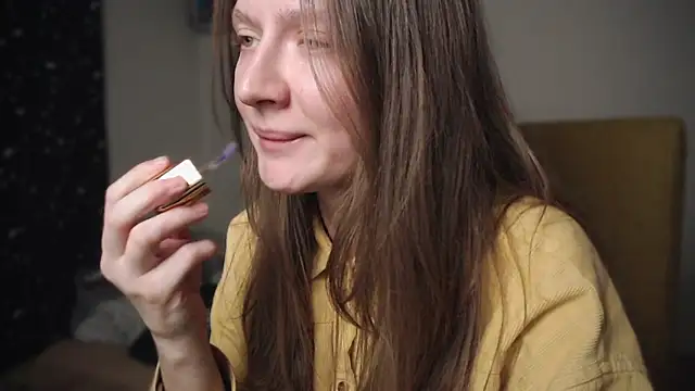 Snapshot of mollytuck chatting on 02/16/25, 03:59 mollytuck online show from 02/16/25, 03:59