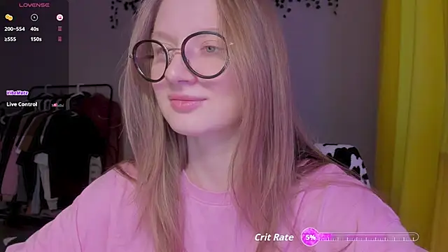 Snapshot of mollytuck chatting on 03/04/26, 01:30 mollytuck online show from 03/04/26, 01:30