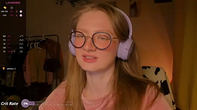 Snapshot of mollytuck chatting on 01/16/26, 01:59 mollytuck online show from 01/16/26, 01:59