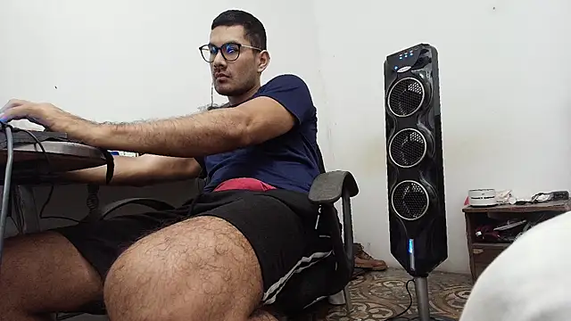 x-sebastian online show from 02/12/26, 09:14