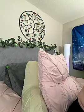 Kaitlyn Winters online show from 01/14/26, 12:25