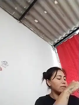 hanna girl21 online show from 11/12/25, 07:29