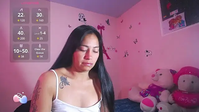 hanna girl21 online show from 10/31/25, 12:24