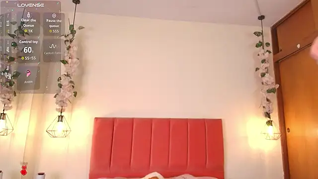 Snapshot of Athompzon chatting on 02/14/26, 11:21 Athompzon online show from 02/14/26, 11:21