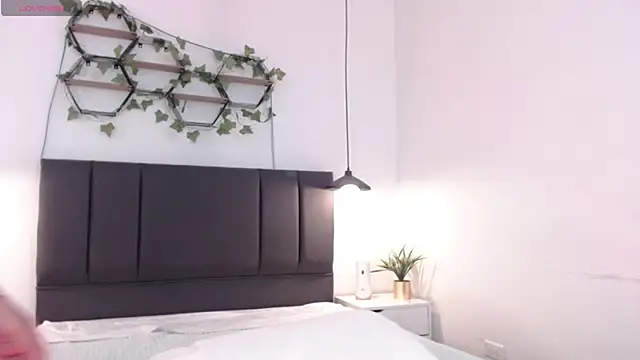 Athompzon online show from 03/12/25, 07:36