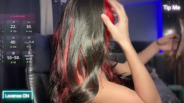 UrdreamTSgirl online show from 10/25/25, 10:25