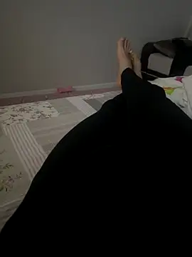 MAHKE12 online show from 11/30/25, 09:04