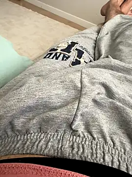 MAHKE12 online show from 09/28/25, 09:05