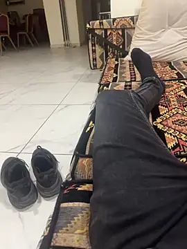 MAHKE12 online show from 10/08/25, 04:51