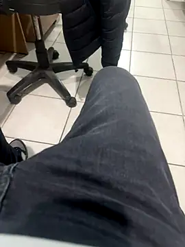 MAHKE12 online show from 11/24/25, 02:39