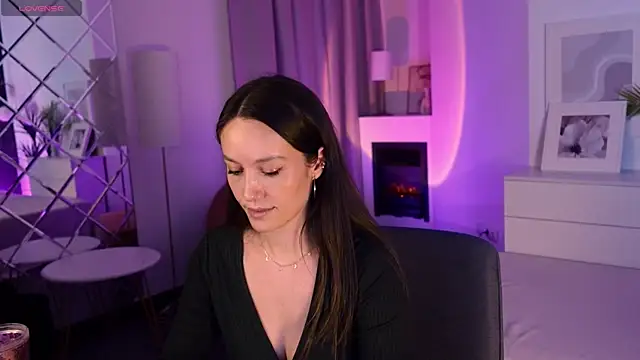 AgnesGoddess online show from 11/30/25, 11:27