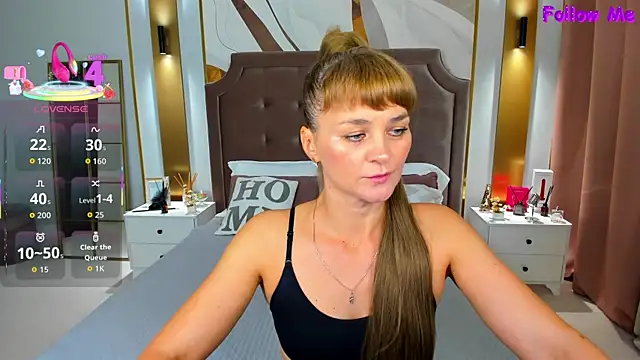 Snapshot of annasimonsj chatting on 09/11/25, 01:05 annasimonsj online show from 09/11/25, 01:05