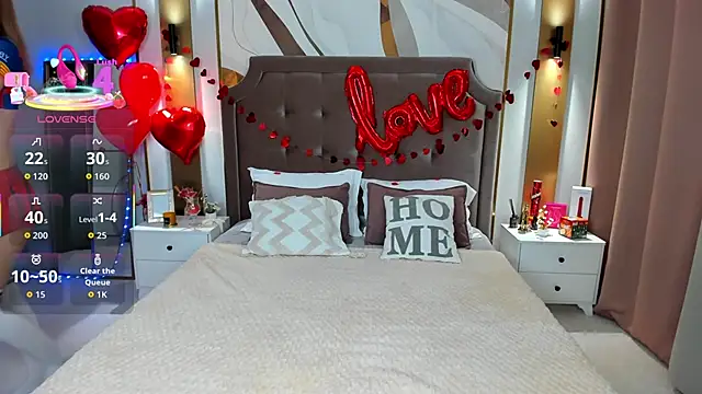 Snapshot of annasimonsj chatting on 02/25/26, 12:55 annasimonsj online show from 02/25/26, 12:55