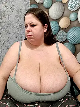 Snapshot of Ginabig chatting on 02/24/26, 07:09 Ginabig online show from 02/24/26, 07:09