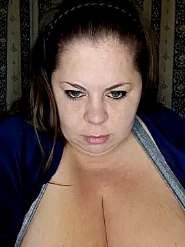 Ginabig online show from 11/16/25, 03:11