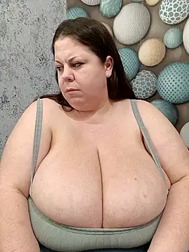 Snapshot of Ginabig chatting on 02/23/26, 01:23 Ginabig online show from 02/23/26, 01:23