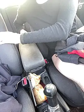 utoopia777 online show from 03/09/25, 11:03