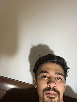 Hermanooooooo online show from 05/15/26, 03:04