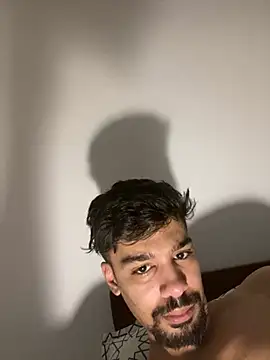 Hermanooooooo online show from 01/11/25, 04:06